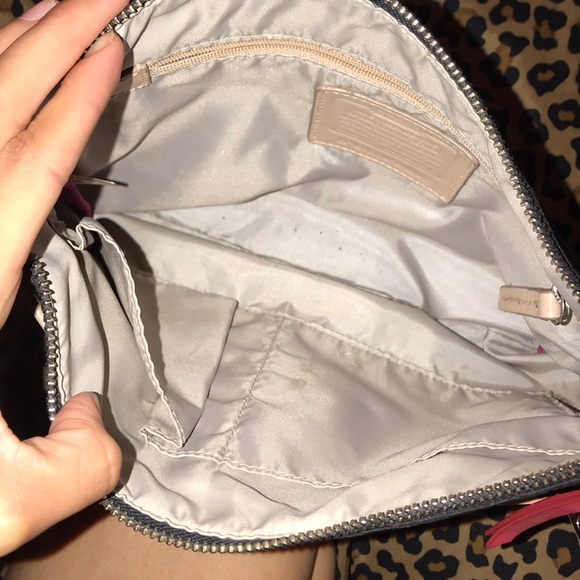 Coach cross body. - Picture 3 of 6